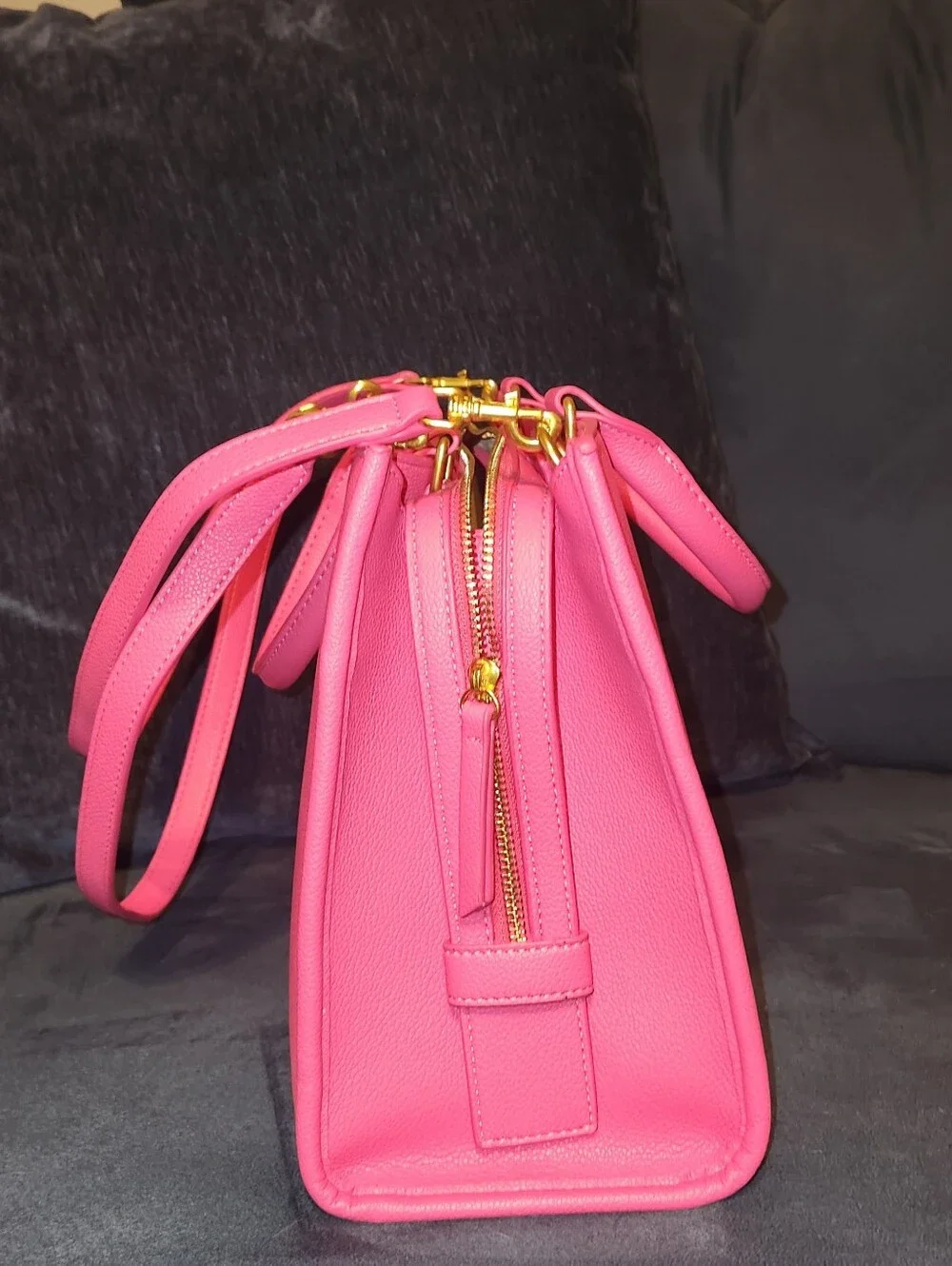 Pink Structured Tote Handbag - Classic Everyday Carry